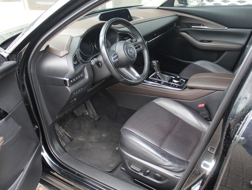 Fahrzeugabbildung Mazda CX-30 M-Hybrid X-180 AWD AT Selection LEDER DES ACT BOSE GSD *AHK* el.Sitzv. MATRIX 360° el.Heck LogIn