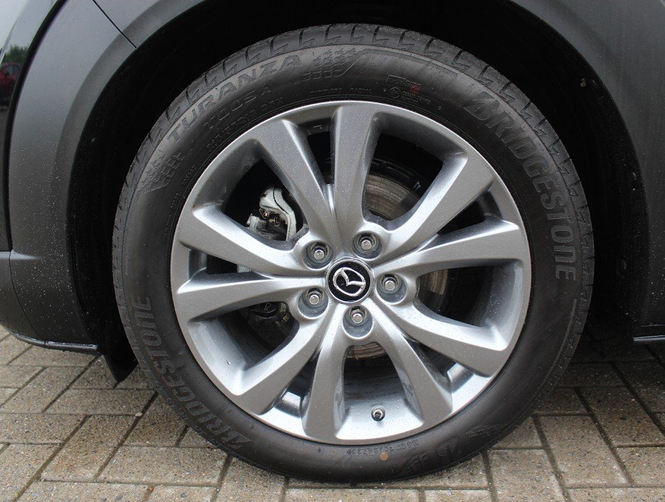 Fahrzeugabbildung Mazda CX-30 M-Hybrid X-180 AWD AT Selection LEDER DES ACT BOSE GSD *AHK* el.Sitzv. MATRIX 360° el.Heck LogIn