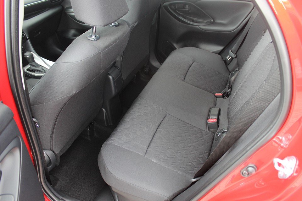 Fahrzeugabbildung Mazda 2 Hybrid 1.5L VVT-i 116 PS CVT Centre-Line *Sofort*Aktion* ACAA RFK MRCC ALU DAB SHZ Bluetooth