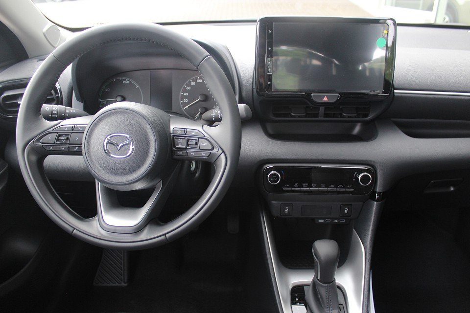 Fahrzeugabbildung Mazda 2 Hybrid 1.5L VVT-i 116 PS CVT Centre-Line *Sofort*Aktion* ACAA RFK MRCC ALU DAB SHZ Bluetooth