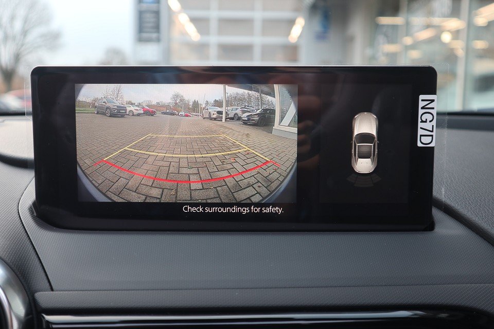 Fahrzeugabbildung Mazda MX-5 2026 RF RHT G-132 Exclusive-Line LEDER NAVI ACAA BOSE MATRIX RFK SHZ