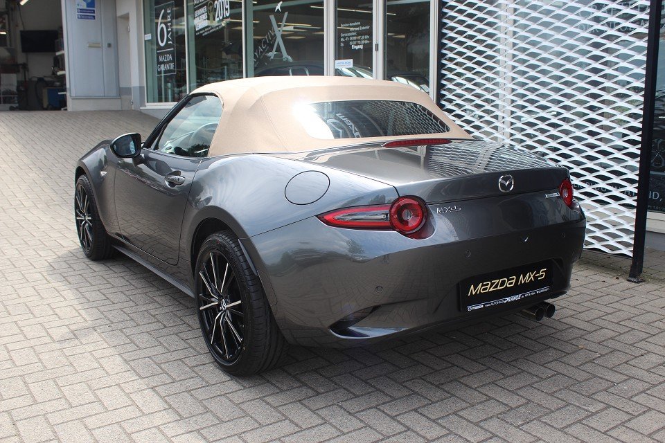 Fahrzeugabbildung Mazda MX-5 Kazari G-132 +Aktion+ NAPPA NAVI ACAA MATRIX RFK BOSE SHZ