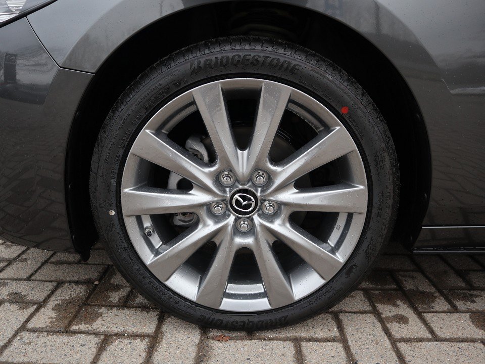 Fahrzeugabbildung Mazda 3 FB M-Hybrid G-140 Centre-Line *Sofort*Aktion* NAVI ACAA SHZ HUD RFK VOLL-LED