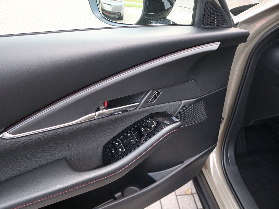 Fahrzeugabbildung Mazda CX-30 M-Hybrid G-140 AT Homura *Sofort*Aktion* NAVI ACAA SHZ HUD RFK VOLL-LED