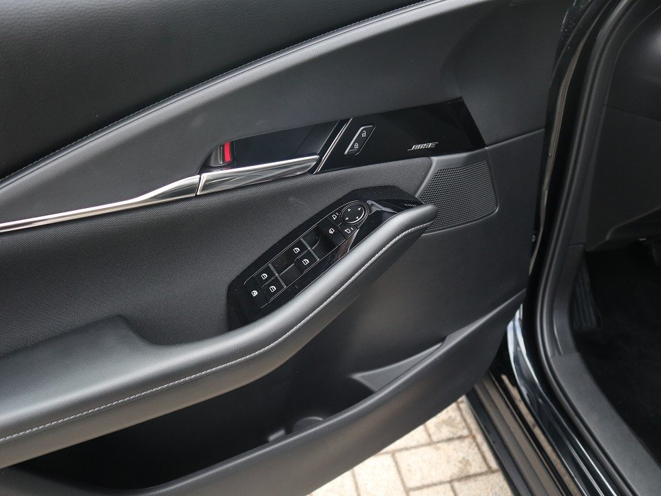 Fahrzeugabbildung Mazda CX-30 M-Hybrid X-186 AT Exclusive-Line DASO DESI *Dezember-Aktion* Allwetter 360° MATRIX BOSE SHZ HUD