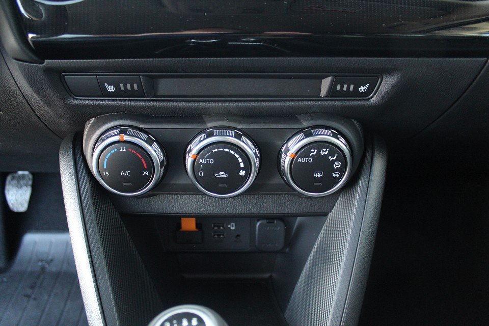 Fahrzeugabbildung Mazda 2 M-Hybrid Homura G-90 ACAA RFK SHZ TEMPOMAT BLUETOOTH