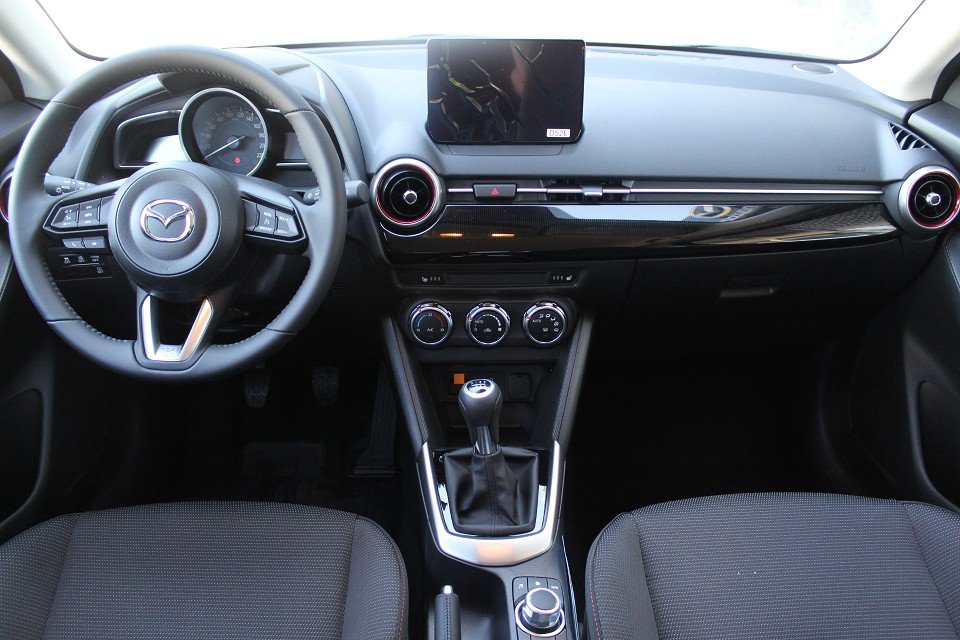 Fahrzeugabbildung Mazda 2 G-90 Homura ACAA RFK SHZ TEMPOMAT