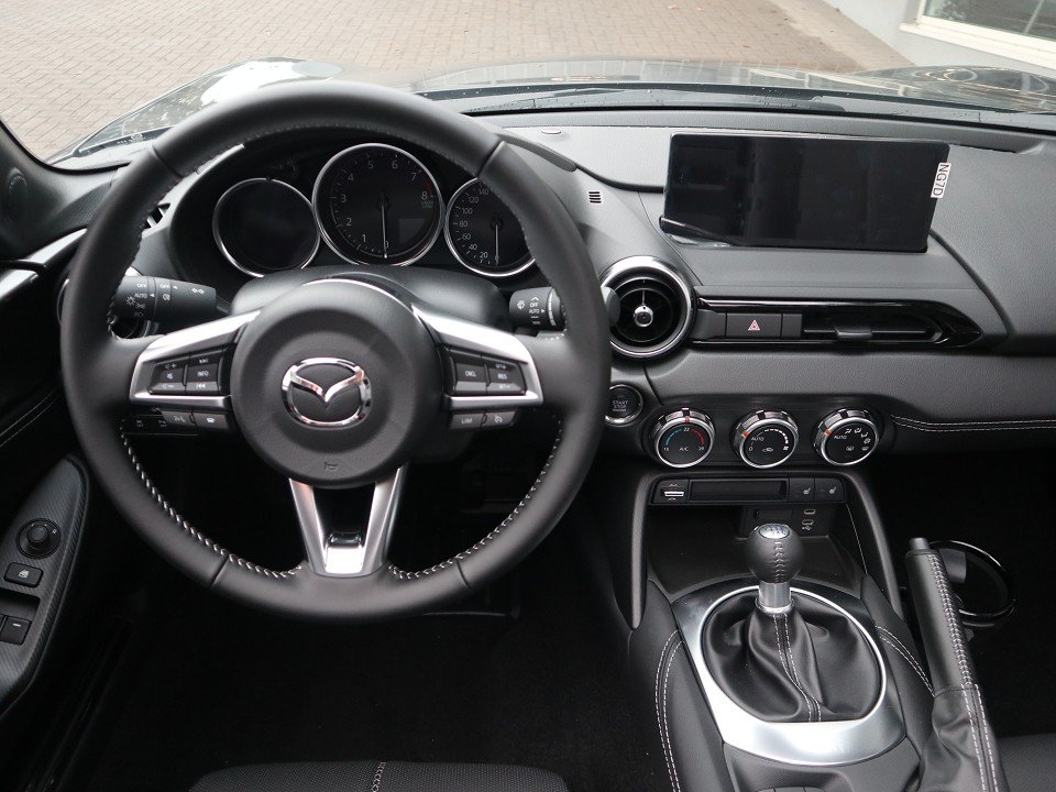 Fahrzeugabbildung Mazda MX-5 RF RHT G-132 Exclusive-Line LEDER NAVI ACAA BOSE RFK SHZ