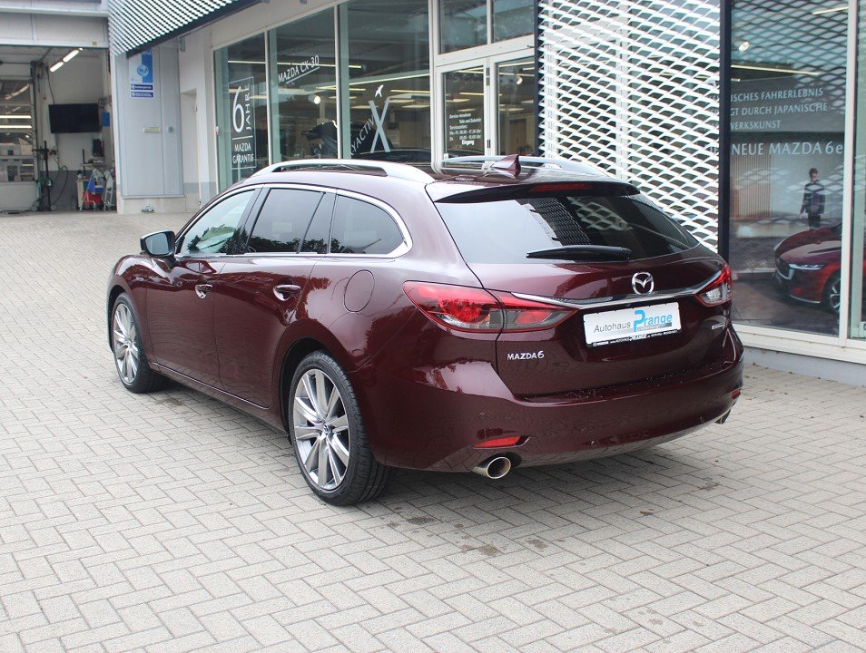 Fahrzeugabbildung Mazda 6 G-194 AT 20THANNIVERSARY GSD NAPPA NAVI ACAA 360° MATRIX BOSE HUD