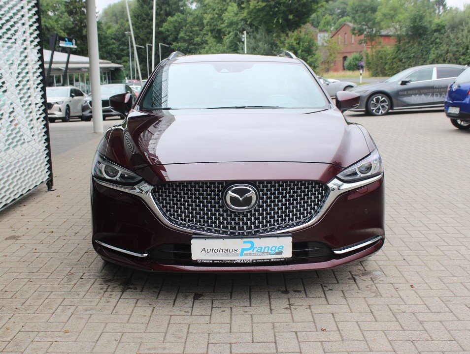 Fahrzeugabbildung Mazda 6 G-194 AT 20THANNIVERSARY GSD NAPPA NAVI ACAA 360° MATRIX BOSE HUD