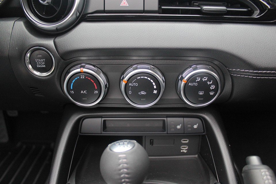 Fahrzeugabbildung Mazda MX-5 G-132 Homura *Winter-Aktion* Recaro Bilstein Brembo Matrix SCBS