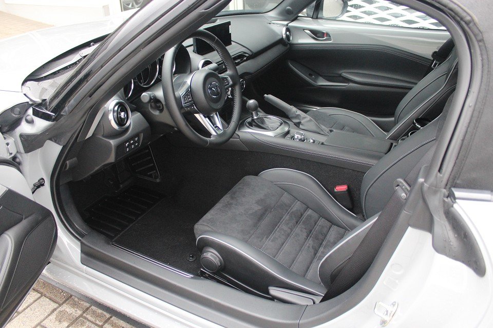 Fahrzeugabbildung Mazda MX-5 G-132 Homura *Winter-Aktion* Recaro Bilstein Brembo Matrix SCBS