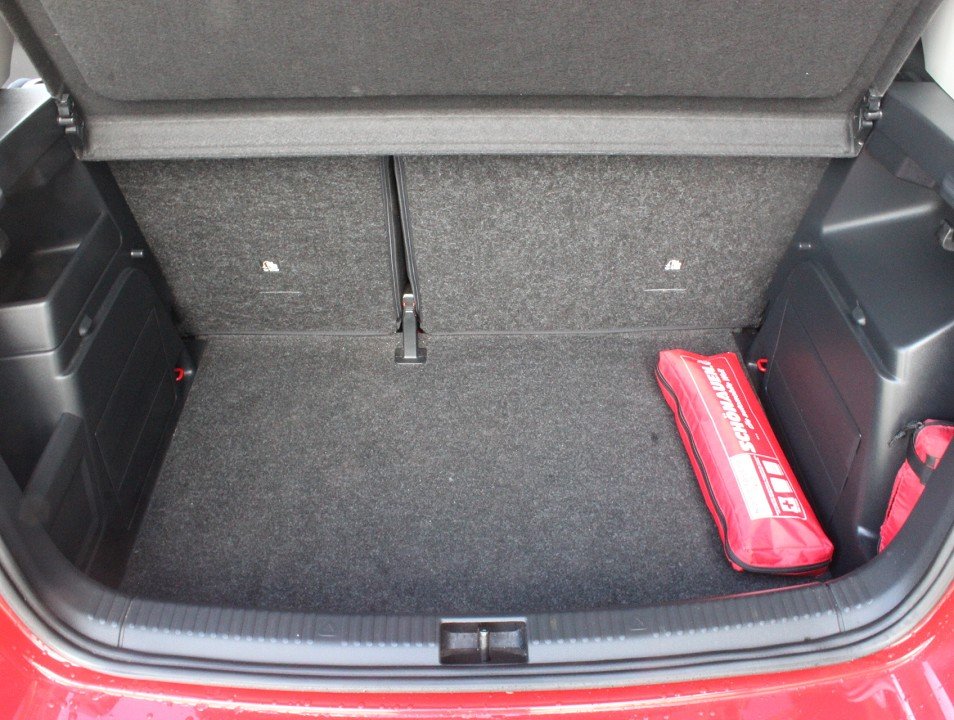 Fahrzeugabbildung SKODA Fabia 1.0 TSI Ambition Klima Radio Bluetooth